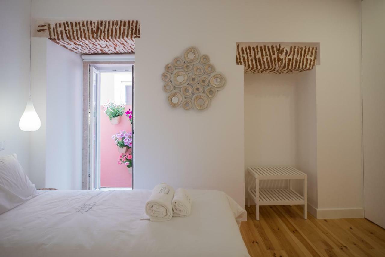 Sunshine House - Exclusive Apartment - Home By The Castle Lissabon Exterior foto